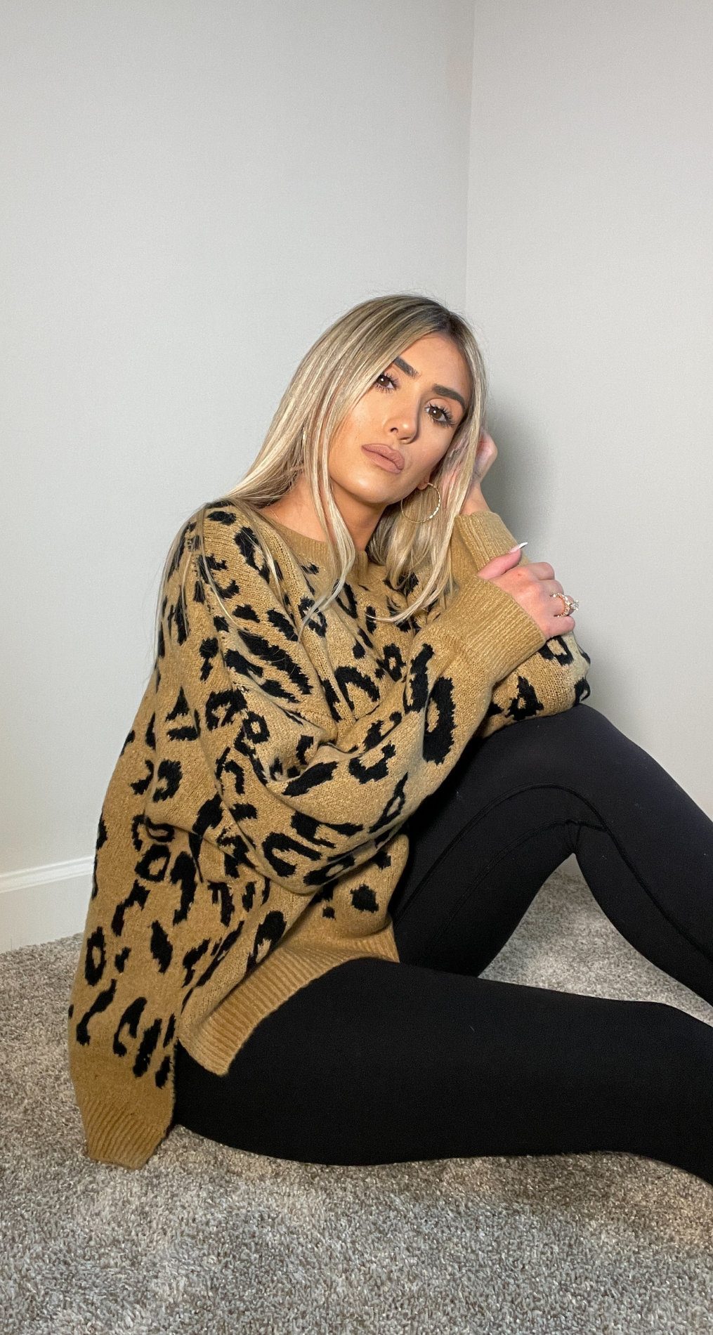 LEOPARD COZY SWEATER