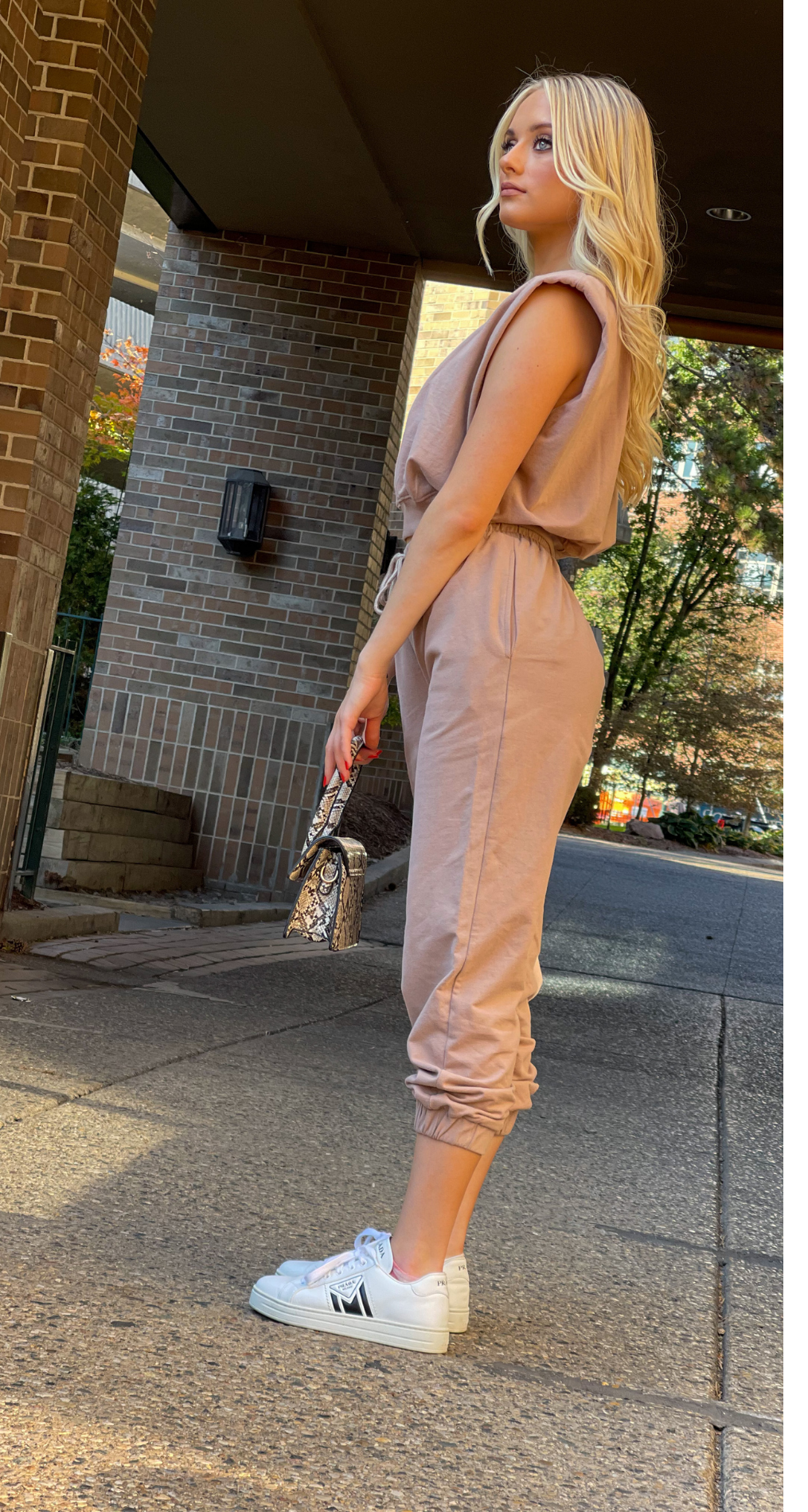 ALL ABOUT NEUTRALS JOGGER SET